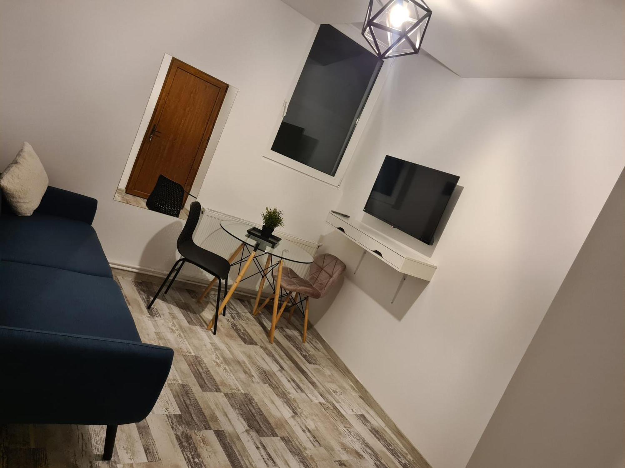 Luxury Mall First Apartments باكاو المظهر الخارجي الصورة